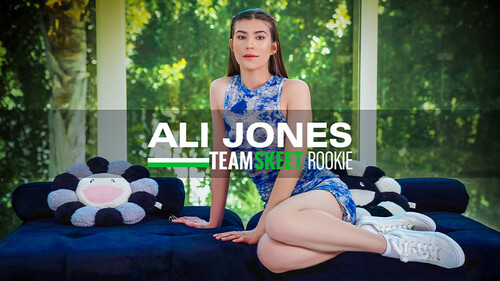 Ali Jones – Newcomer Ali Jones Loves Step-Daddy Porn and Bondage