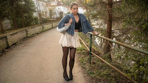 Gigi Max – Shy Baker Loves Thick Cock