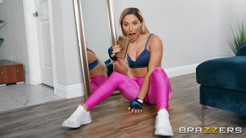 Abella Danger – Stay On The Line